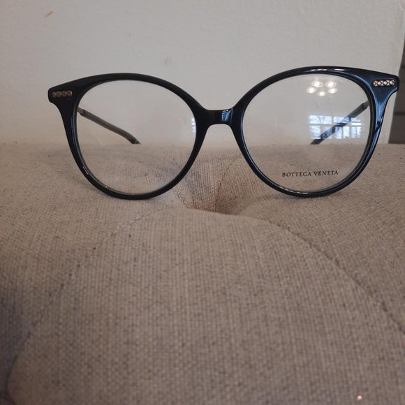 Bottega Veneta Glasses - Picture 10 of 11